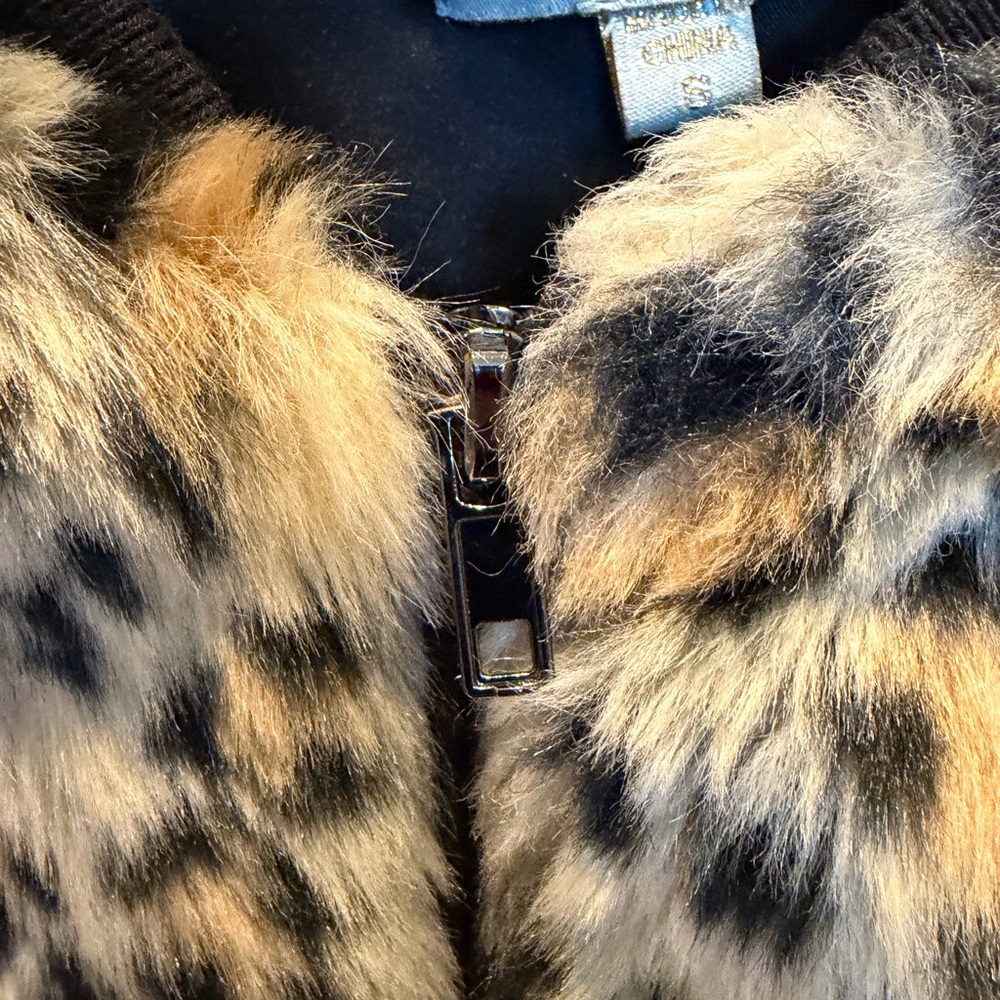 Faux Leopard Fur Bomber Jacket - Picture 4 of 9